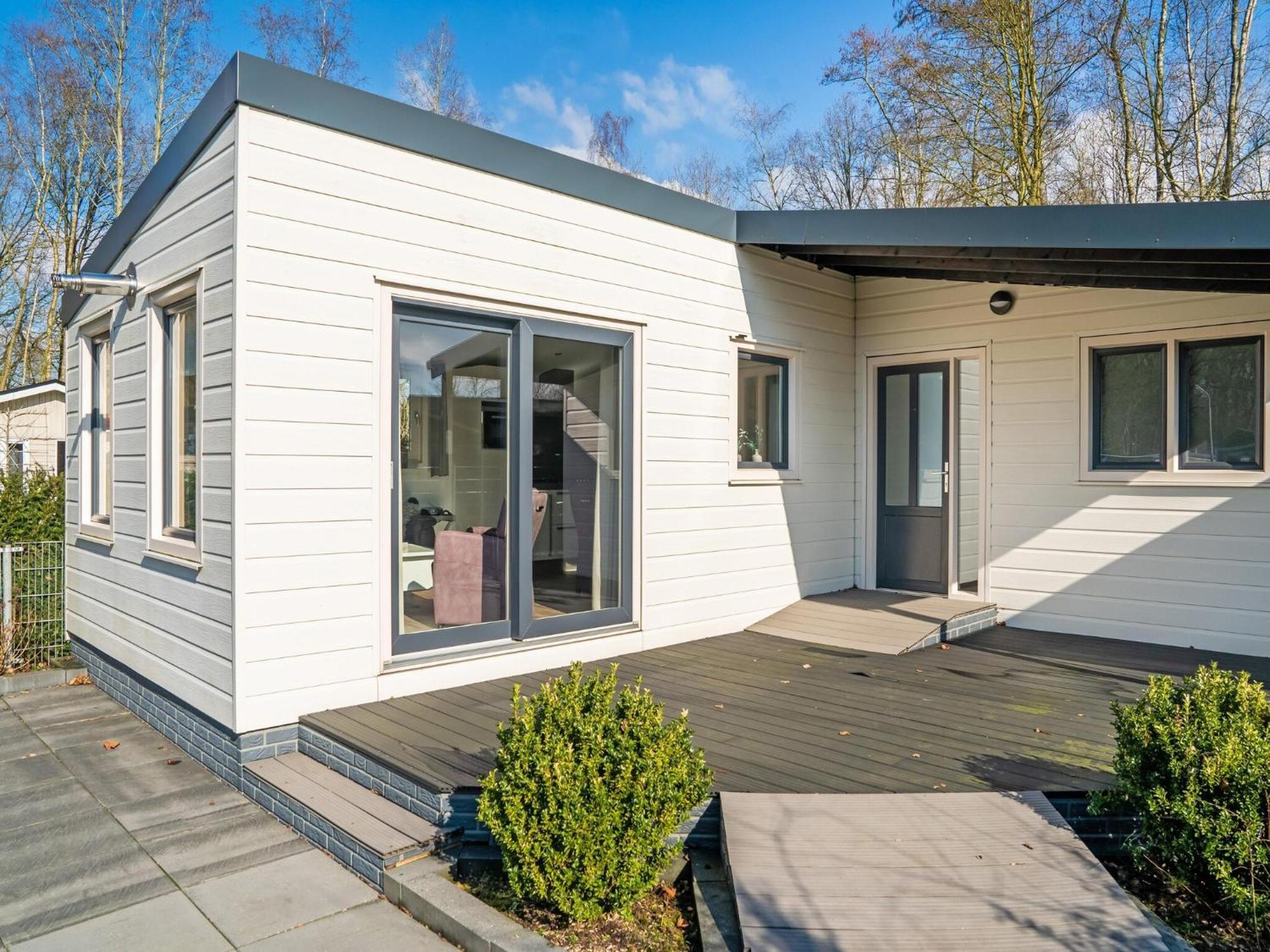 Cosy Holiday Home In Appelscha With Garden Bagian luar foto